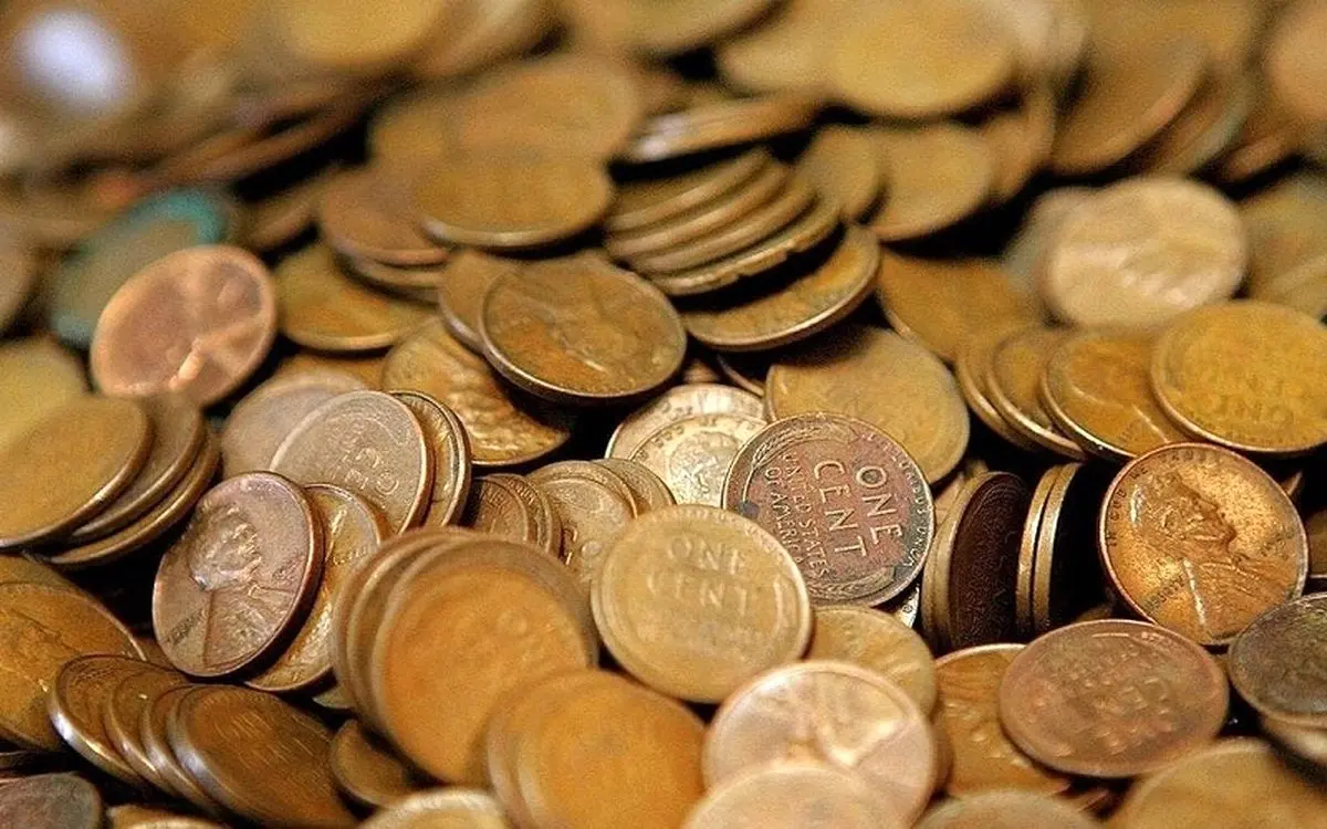 کشف «یک میلیون سکه» در زیرزمین یک خانۀ صد ساله هنگام بازسازی!