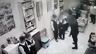 ویدئوی باورنکردنی از کتک زدن دانش‌آموزان توسط معلم بی‌رحم
