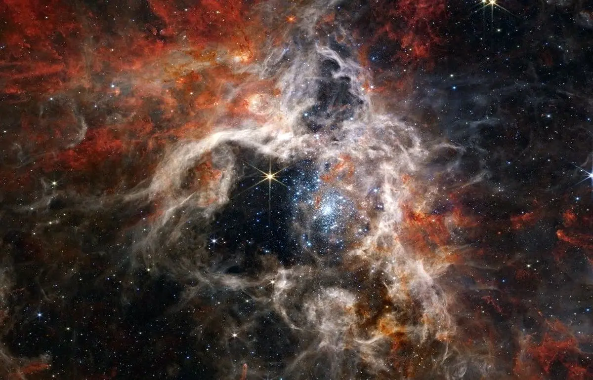 جدیدترین اطلاعات تلسکوپ فضایی هابل و ثبت تصویر سحابی شاه‌تخته