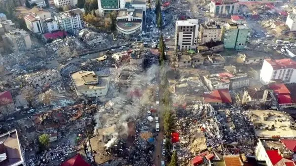 اولین ویدئو از لحظه وقوع زلزله در تهران