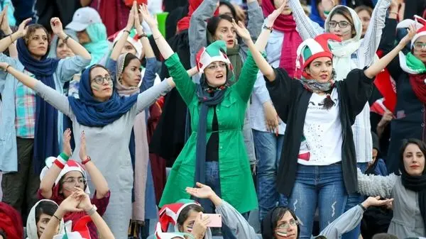 مهدی تاج: زنان ایرانی و روس به استادیوم خواهند رفت