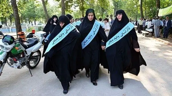 تصویری جنجالی  از یک جشنواره ایرانی با حضور زنان بی‌حجاب!