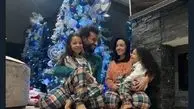 محمدصلاح و خانواده در شب کریسمس + عکس