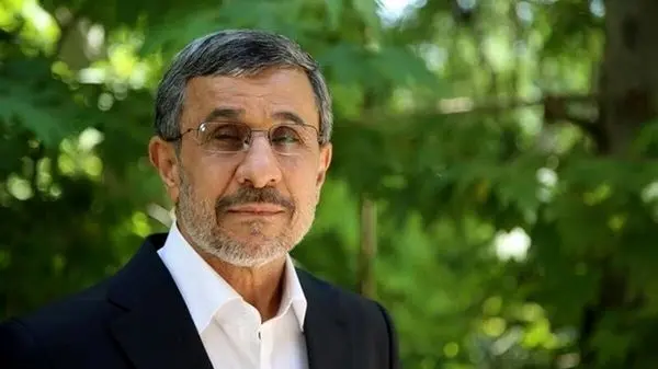 تصاویری از تغییر چهره باورنکردنی محمود احمدی‌نژاد بعد از عمل زیبایی