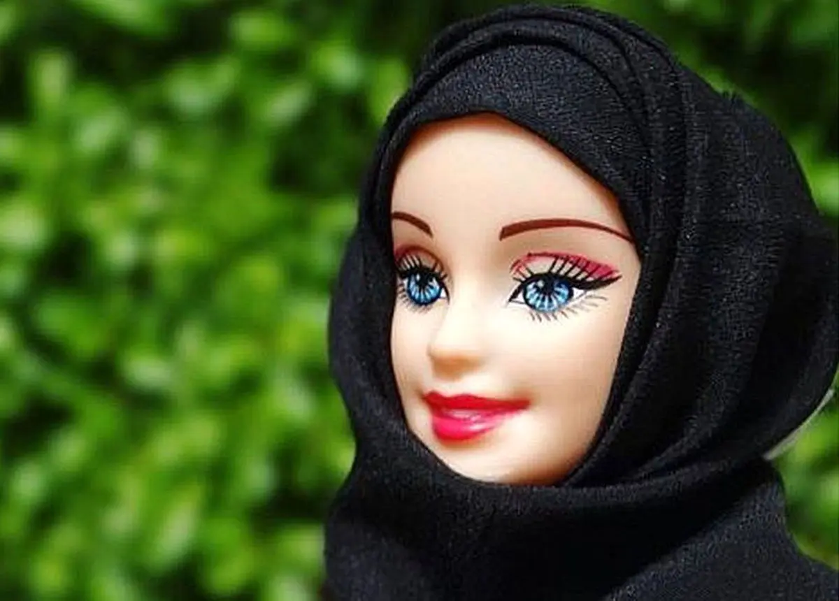ویدئویی عجیب از آوازخواندن یک باربی با حجاب اسلامی!