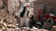 تصاویرِ تلخ از آواربرداری زلزله افغانستان توسط مردم هرات با دستان خالی