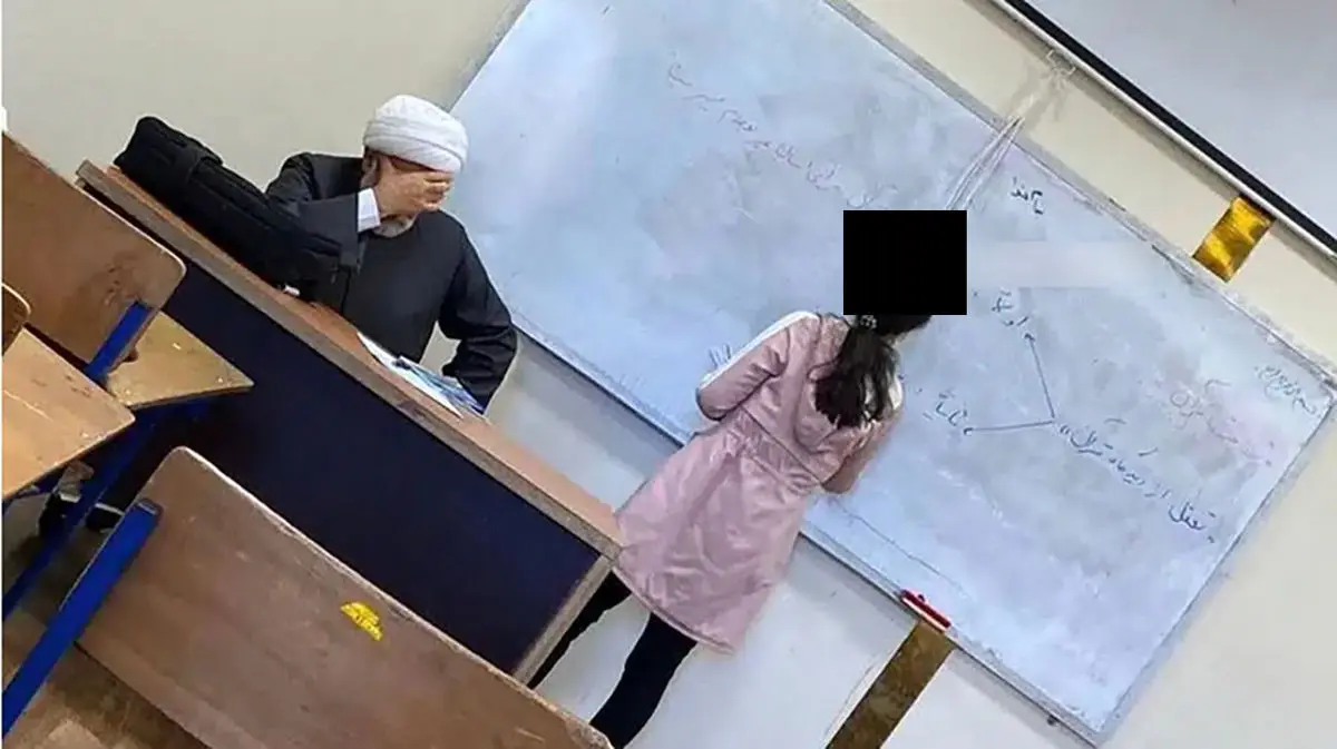 عکس باورنکردنی از دانشجوی بی‌حجاب در کلاس معارف و سکوت استاد روحانی