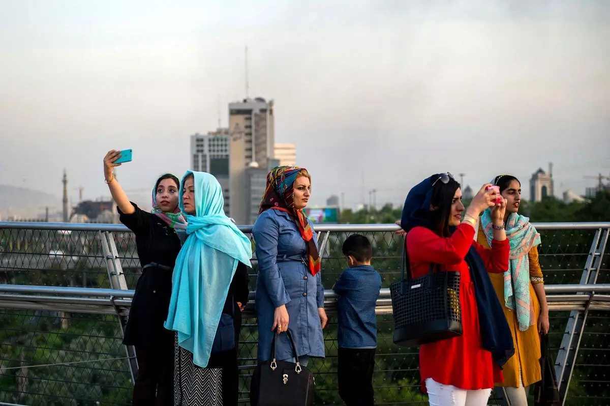 بحث‌های جنجالی کاربران مجازی درباره رصد بی‌حجاب‌ها با دوربین‌های شهری!