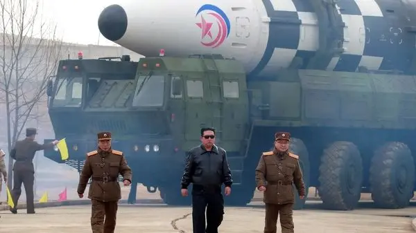 بزرگترین موشک بالستیک جهان در گردن همسر رهبر کره شمالی!