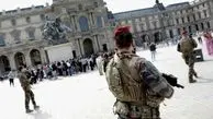 تهدید بمب‌گذاری در موزه لوور پاریس و فرار مردم + ویدئو