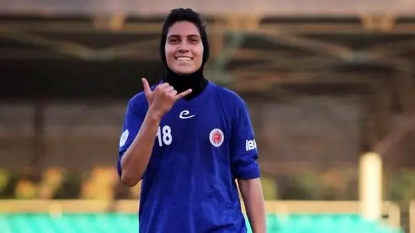 ویدئو: شعار زنان و مردان ملوانی به یاد ملیکا محمدی در استادیوم سن‌سیروس